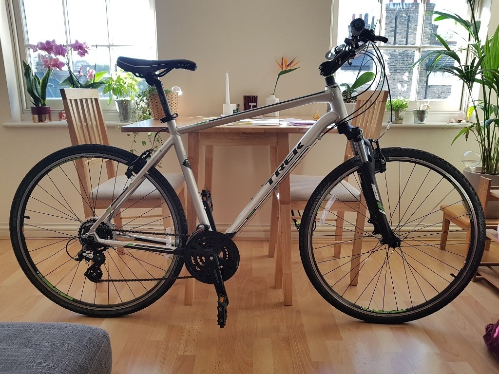 trek 8.2 ds hybrid